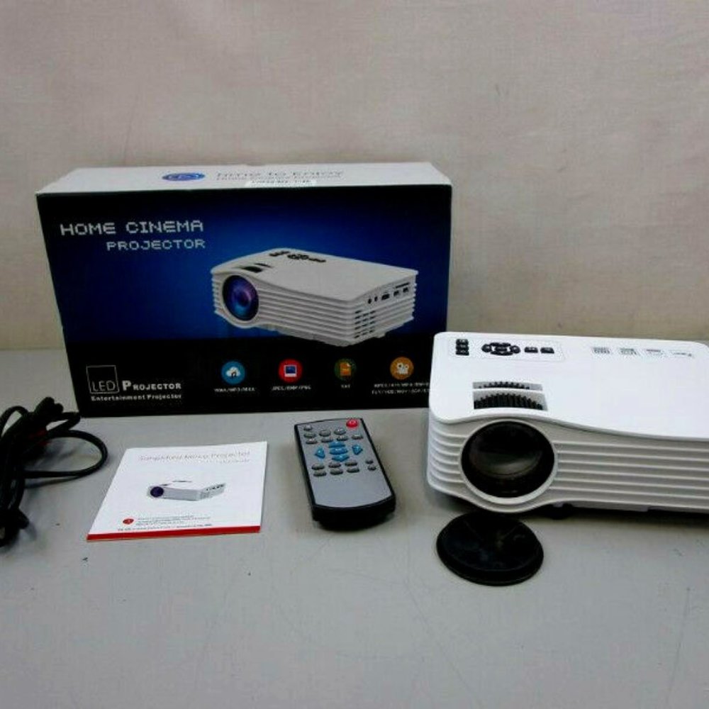 Deeplee LED Entertainment Mini Projector - IOB